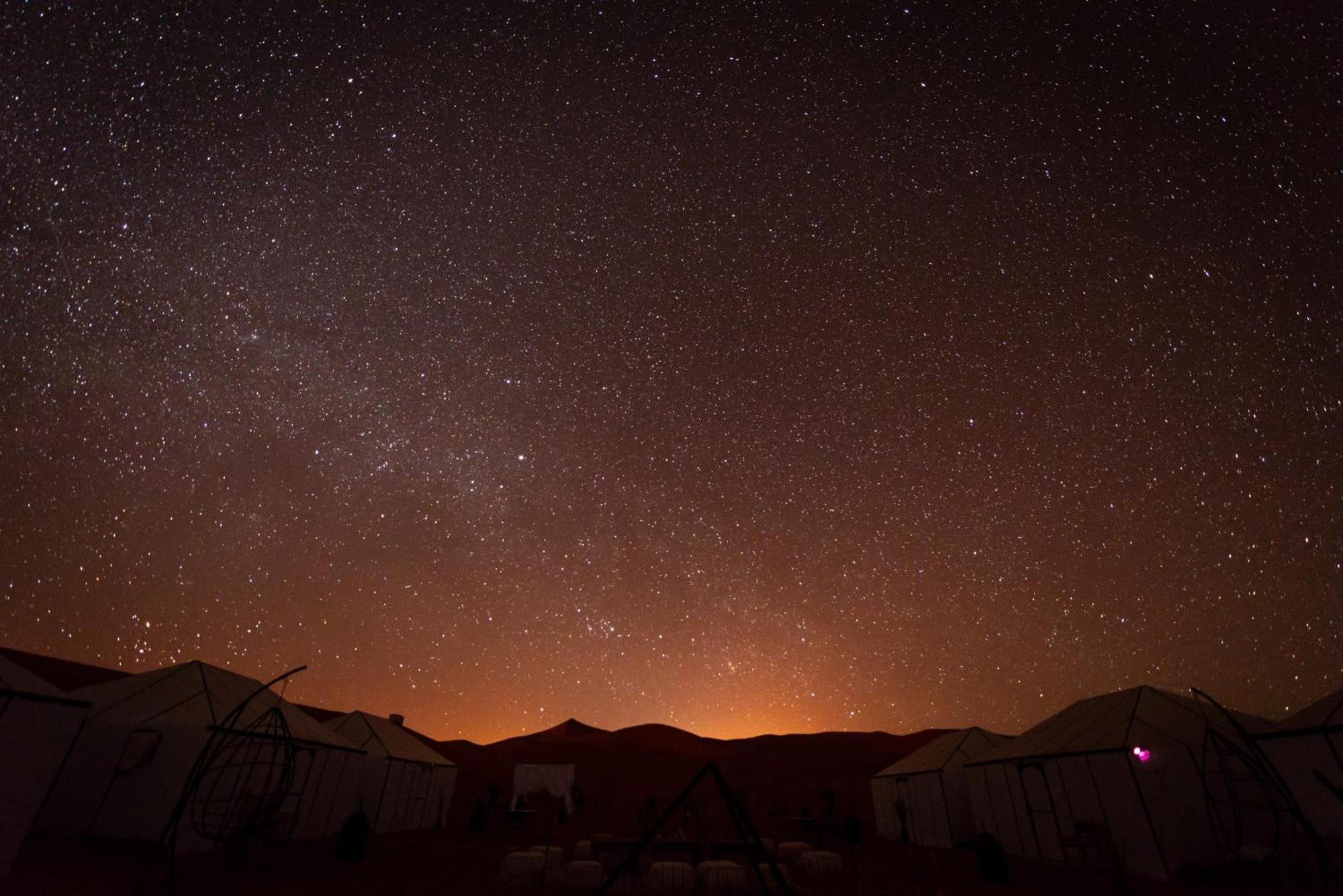 Sanmao Royal Camp 皇家营地 Hotel Merzouga Ngoại thất bức ảnh