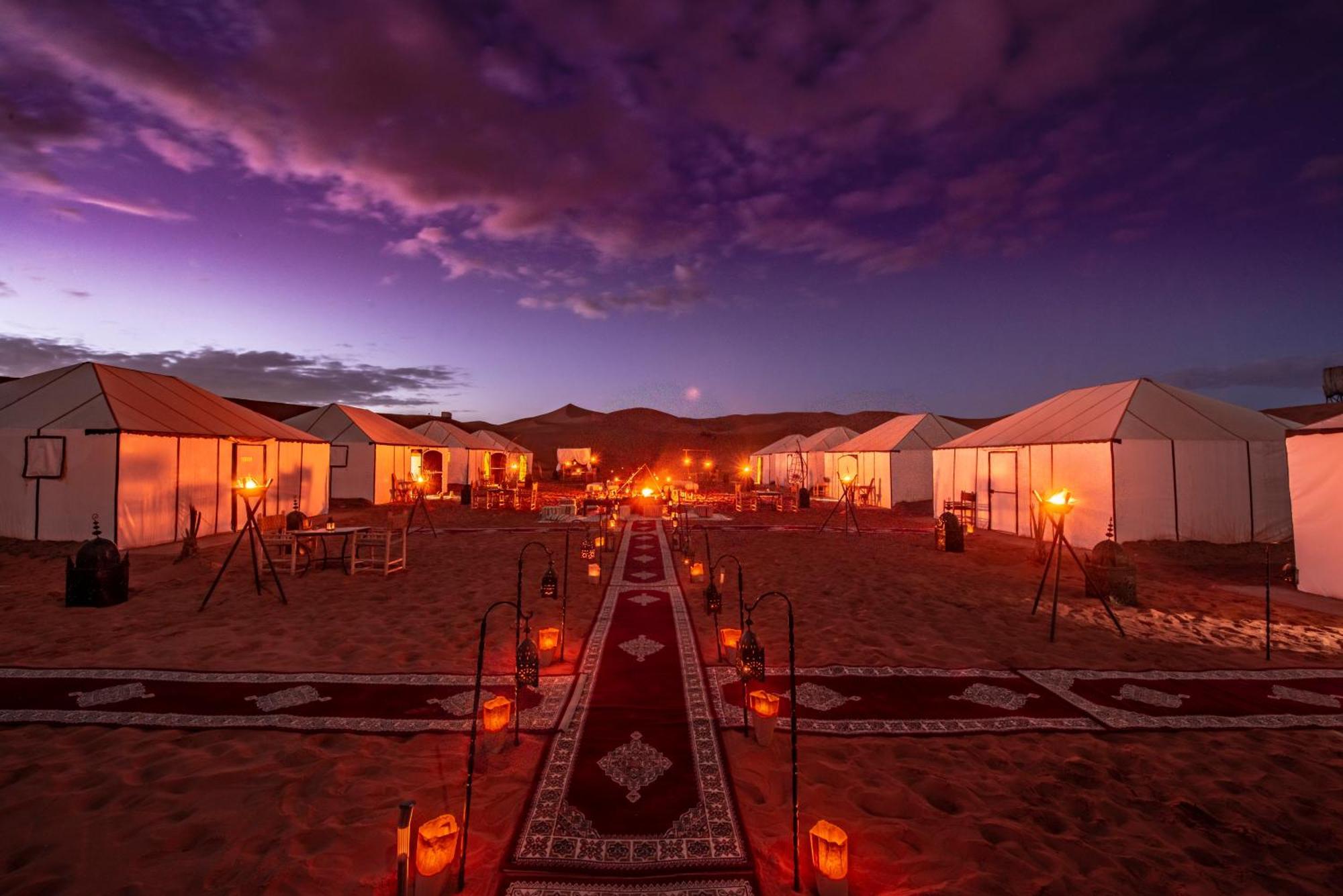 Sanmao Royal Camp 皇家营地 Hotel Merzouga Ngoại thất bức ảnh